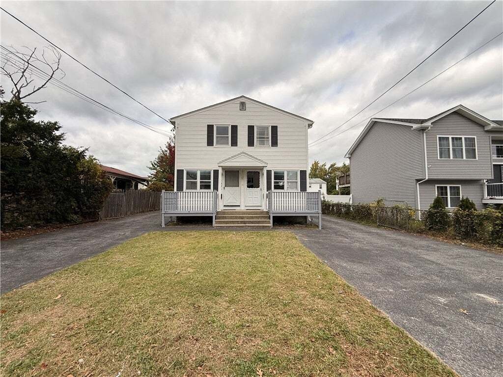Cranston, Rhode Island, United States 2 - 19103513