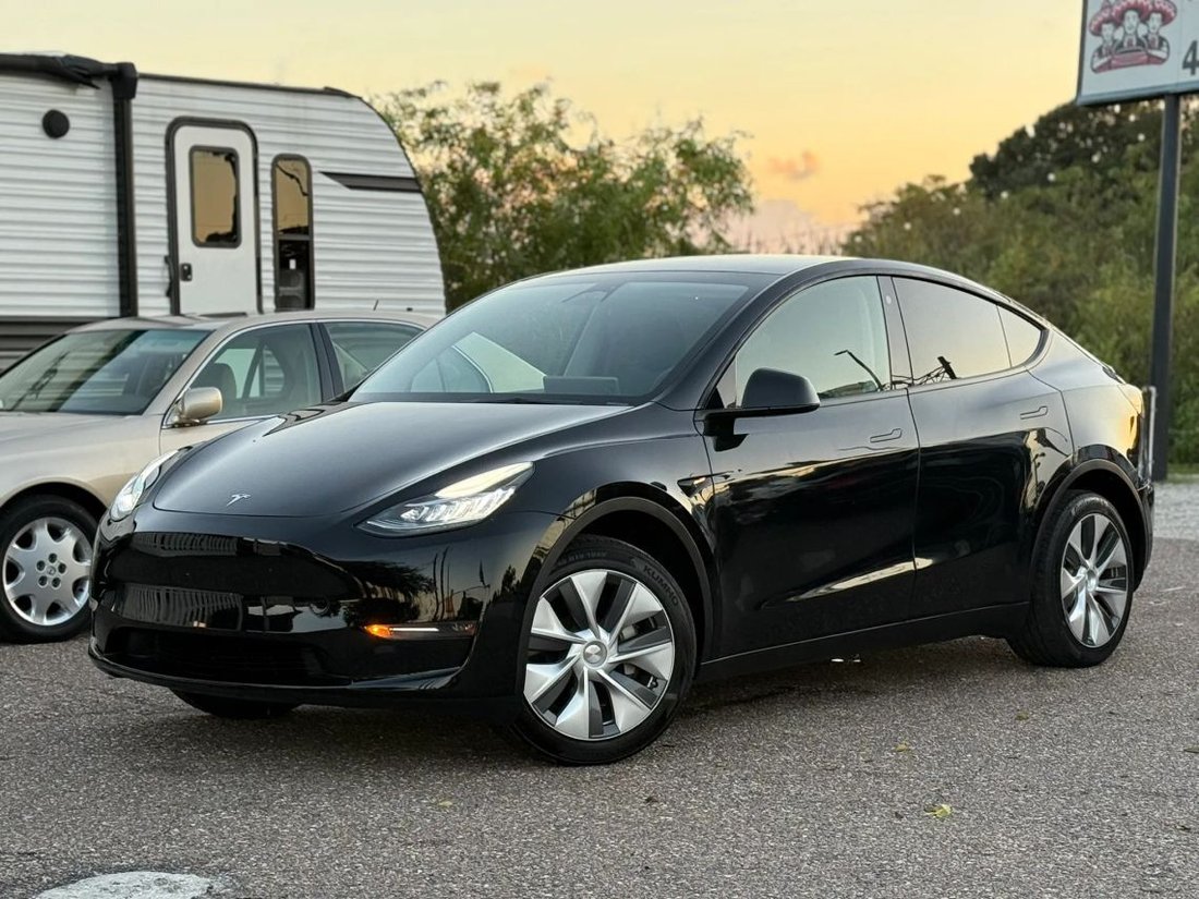 Suv in Orlando, FL, United States 3 - 19105816