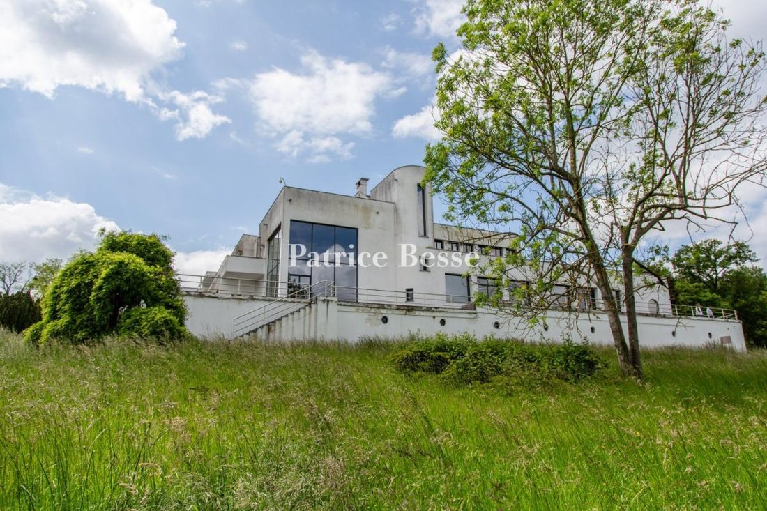 Casa en Mézy-sur-Seine, Isla de Francia, Francia 1 - 14358490