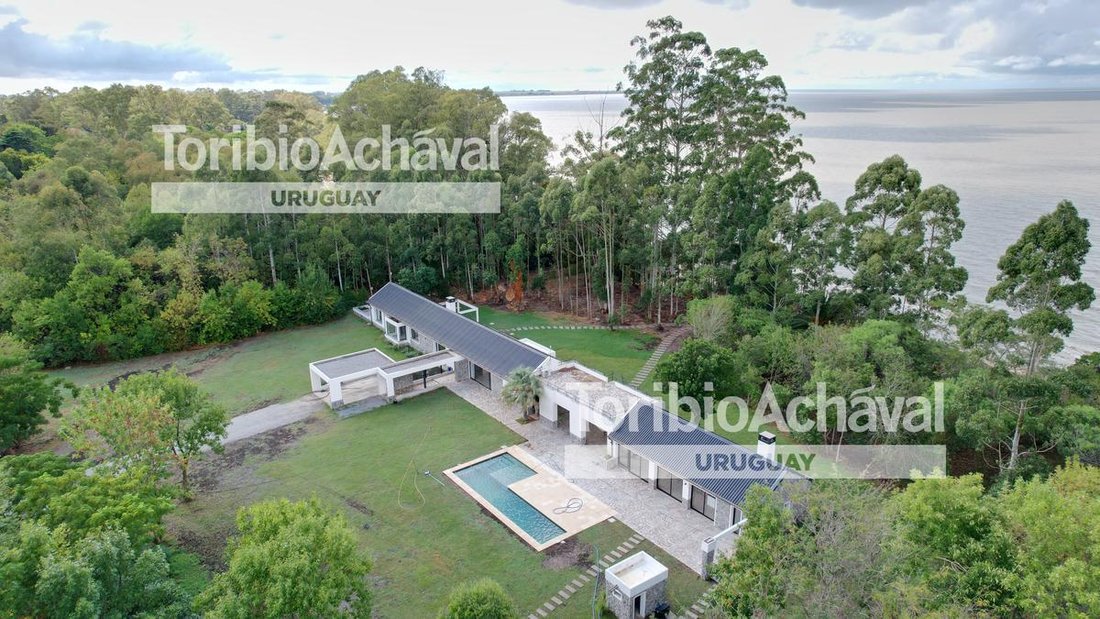 House in Colonia del Sacramento, Colonia Department, Uruguay 4 - 19103003