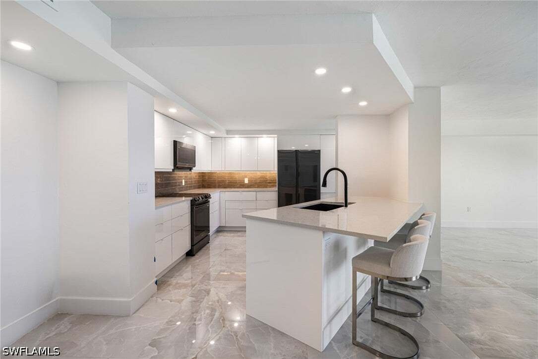 Condo in Naples, Florida, United States 4 - 19103816
