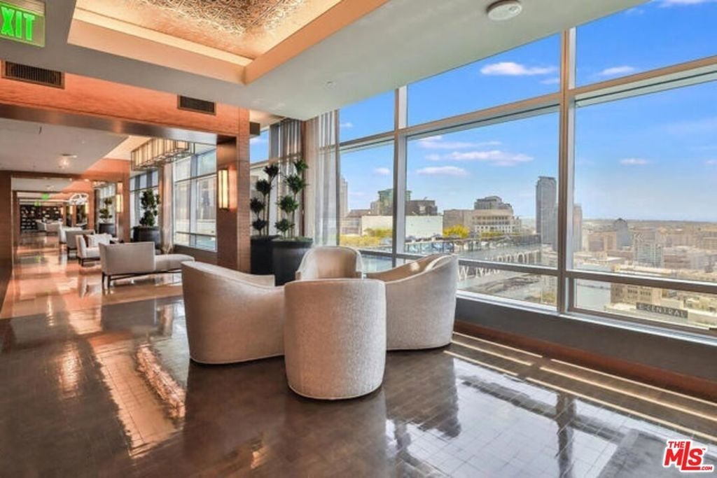 Condominio en Los Ángeles, California, Estados Unidos 3 - 19104002