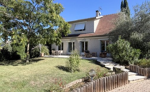 Maison à Francheville le Haut-Bruissin, Francheville, France 1