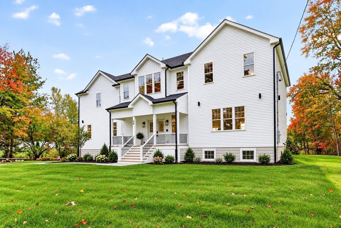 House in Holliston, Massachusetts, United States 1 - 19103109