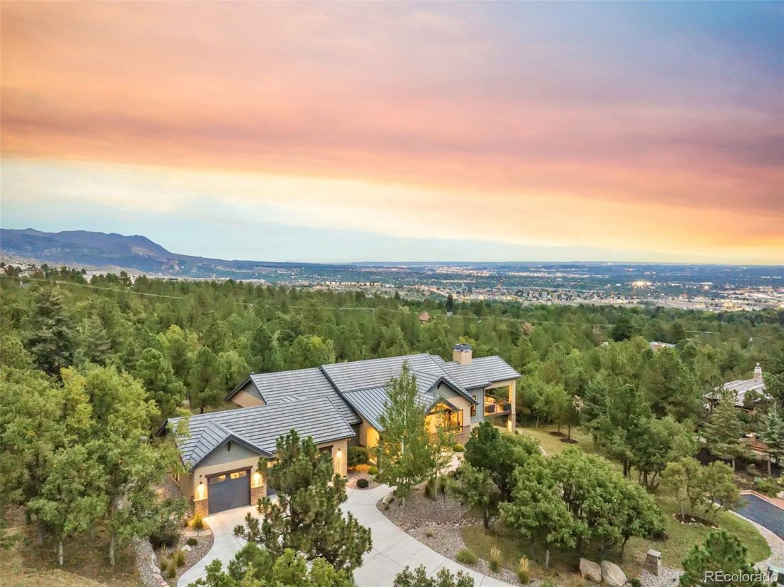 House in Colorado Springs, Colorado, United States 2 - 19104081