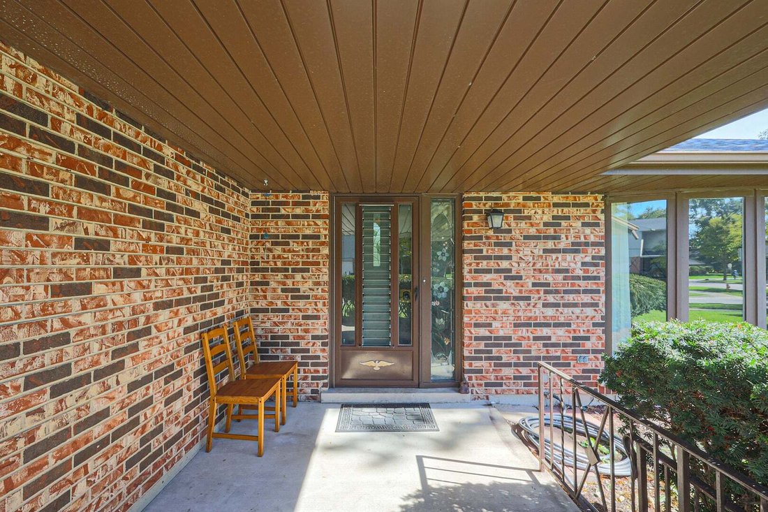 House in Mount Prospect, Illinois, United States 3 - 19104727