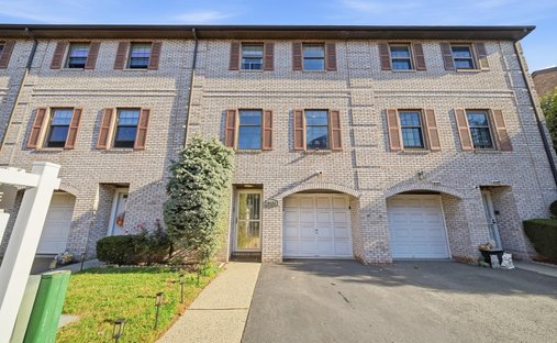Residenza a North Bergen, New Jersey, Stati Uniti 1