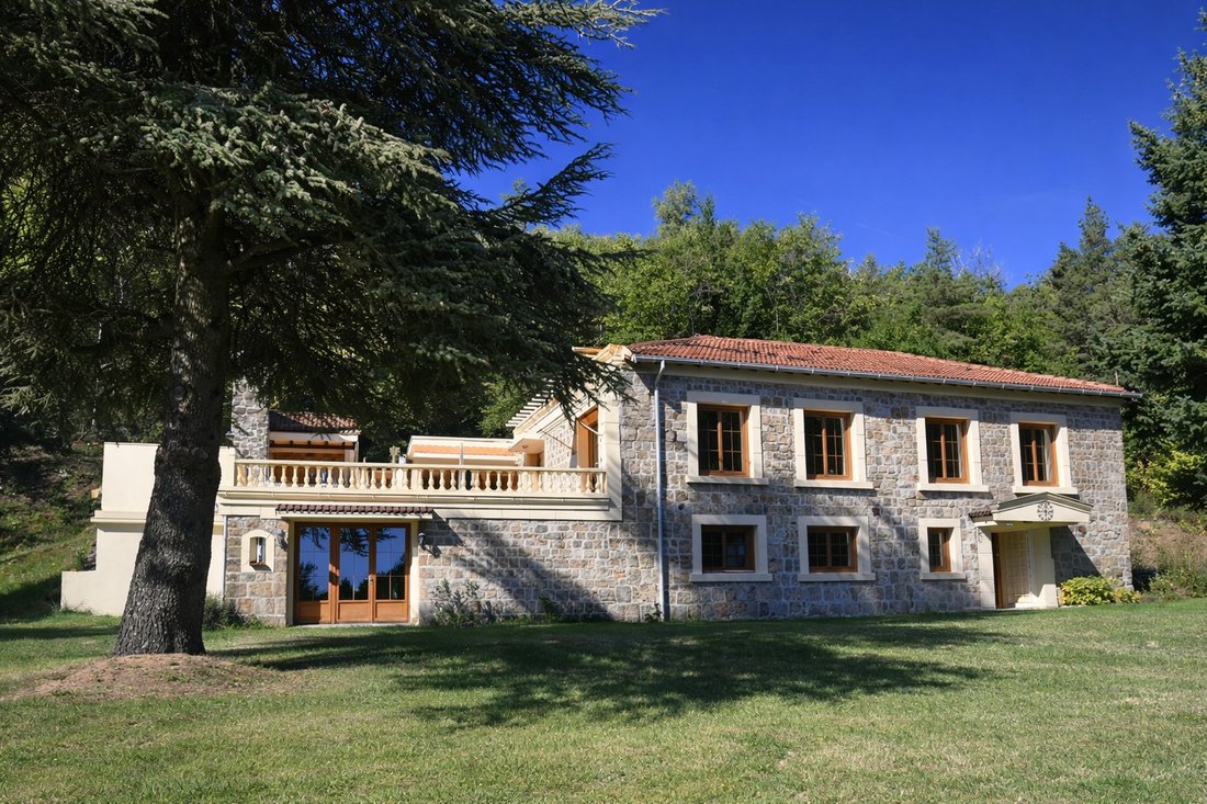 Casa de Campo en Silhac, Auvernia-Ródano-Alpes, Francia 2 - 19103400