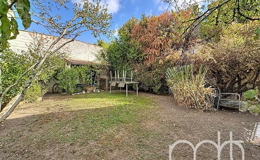 Villa a Bois-Colombes, Isola di Francia, Francia 1