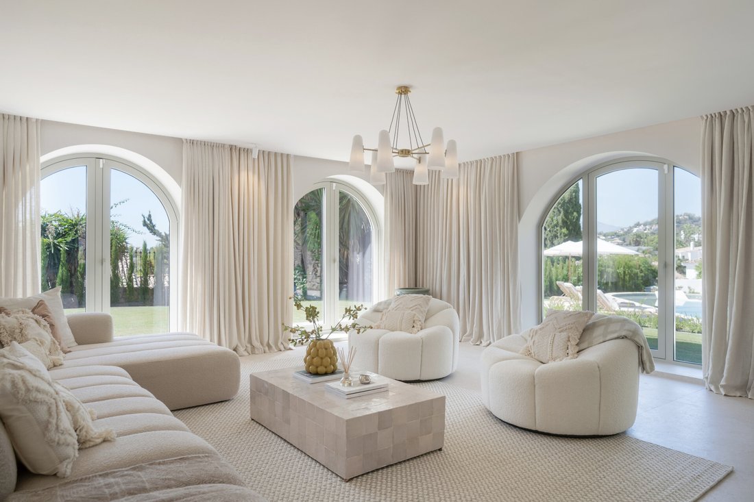 Villa in Nueva Andalucía, Marbella, Spanien 3 - 19103578