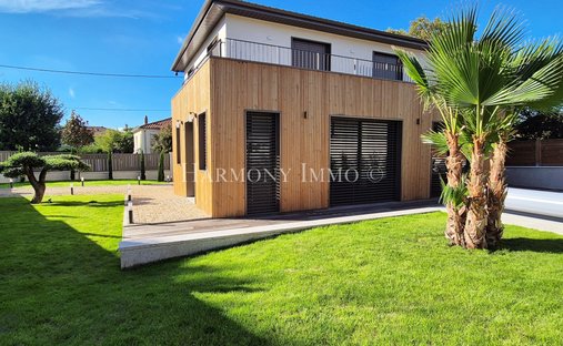 Villa en Centro Bourg, Neuville-sur-Saône, Francia 1