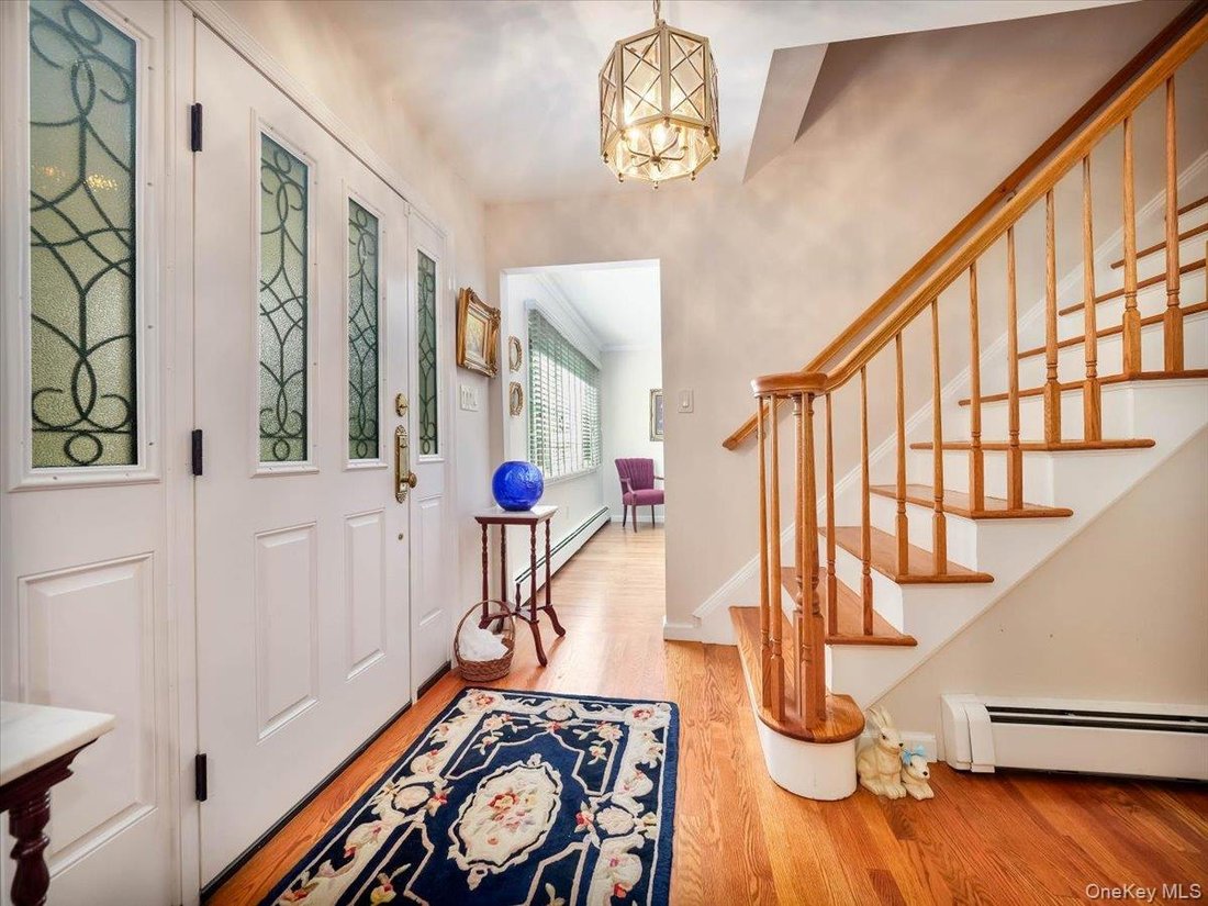 House in Montebello, New York, United States 5 - 19106407