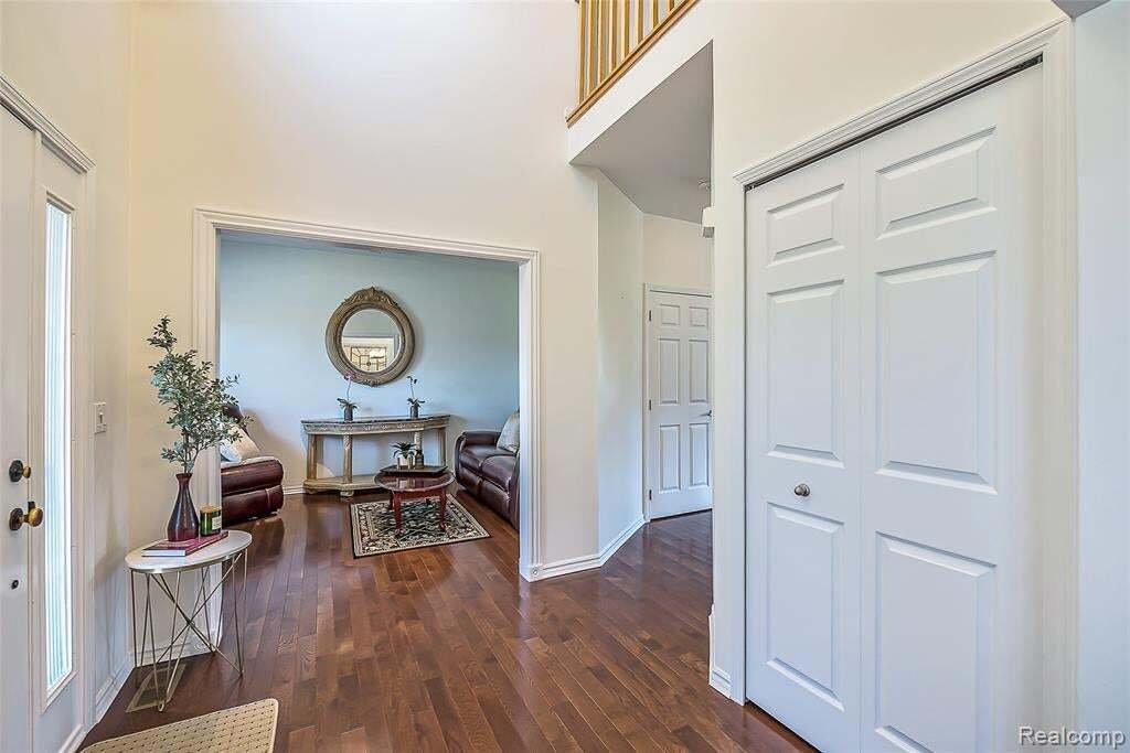 Casa a South Lyon, Michigan, Stati Uniti 3 - 19104392