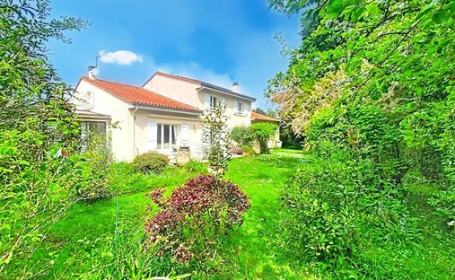 Villa a Migron, Eysines, Francia 1