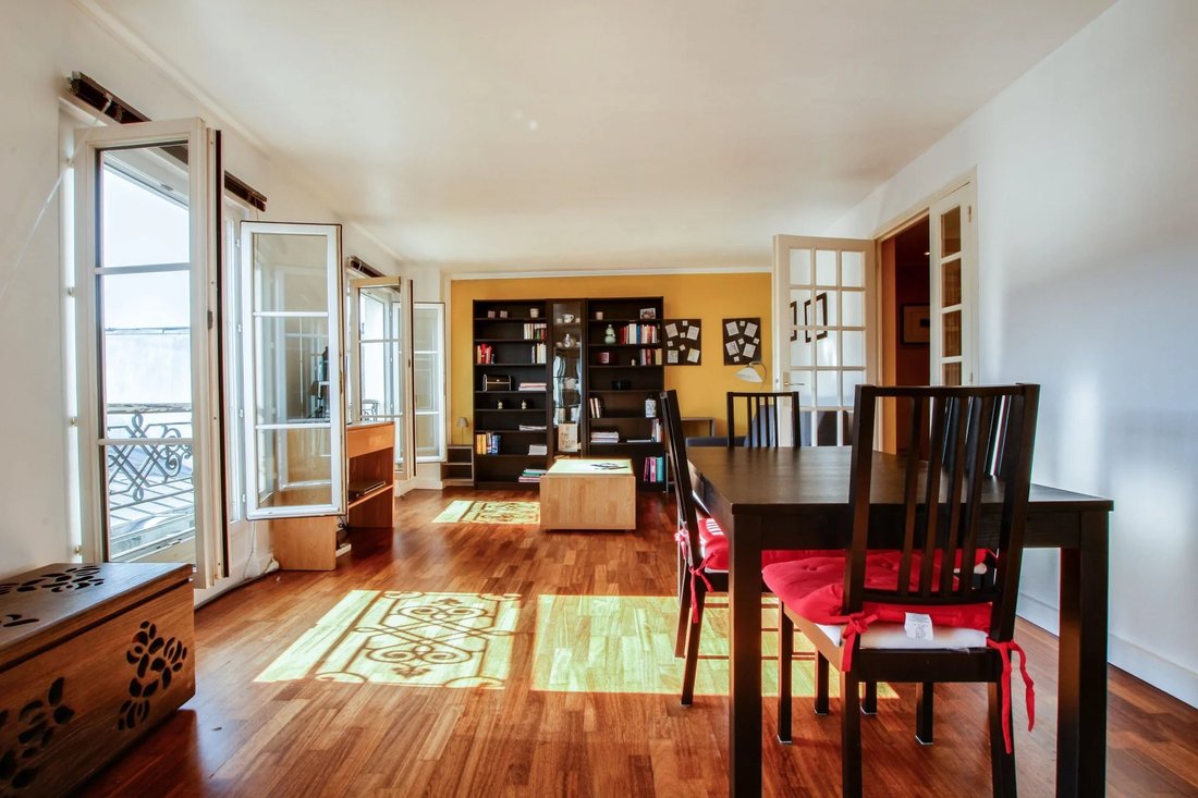 Apartment in Sainte Avoie, Paris 3e Arrondissement, Paris 1 - 19105459
