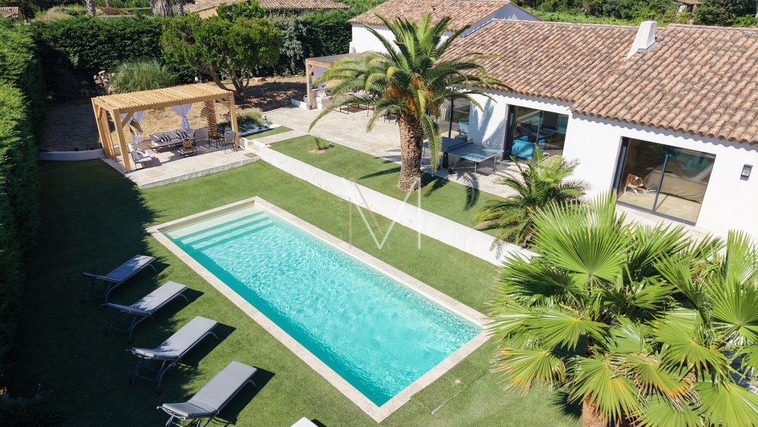 Villa en Le Plan-de-la-Tour, Provenza-Alpes-Costa Azul, Francia 1 - 19105307