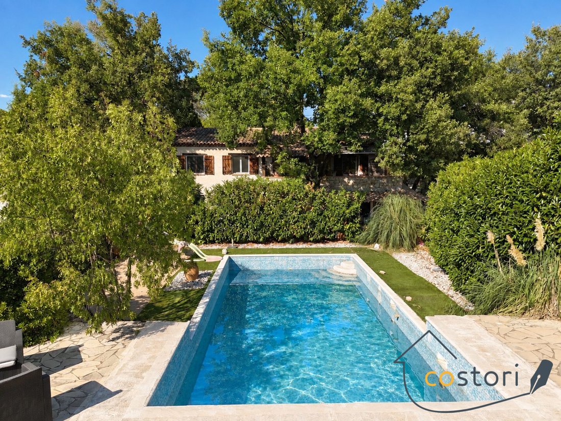 Maison à Tourrettes, Provence-Alpes-Côte d'Azur, France 1 - 19106548