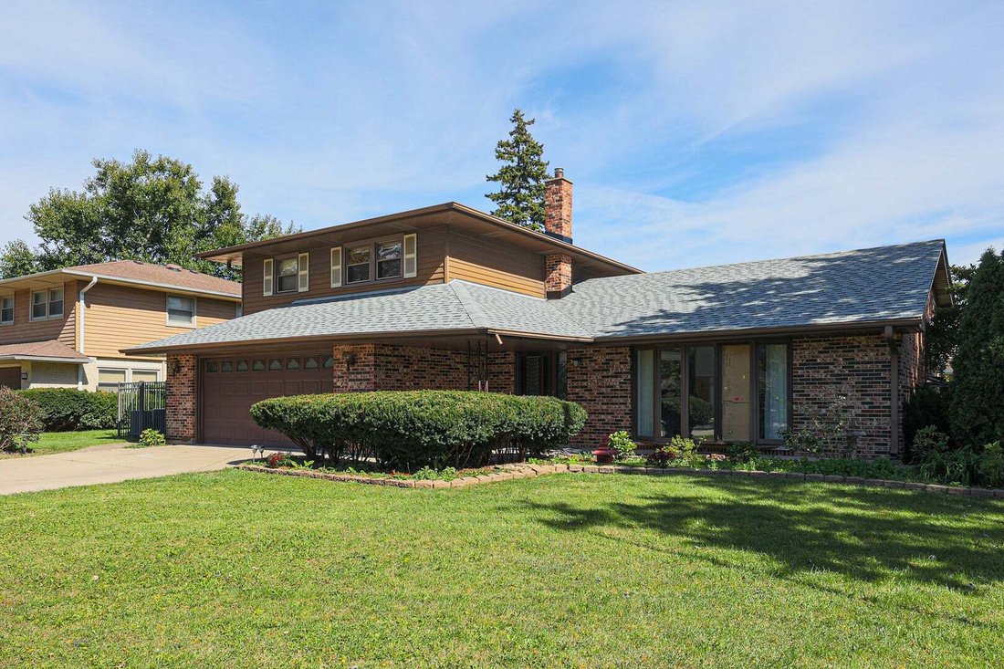 House in Mount Prospect, Illinois, United States 2 - 19104727