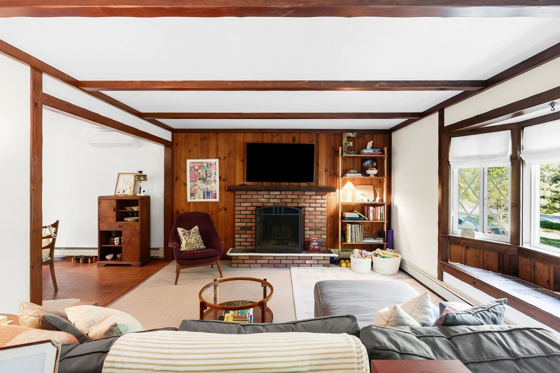 House in East Hampton, New York, United States 5 - 19105211