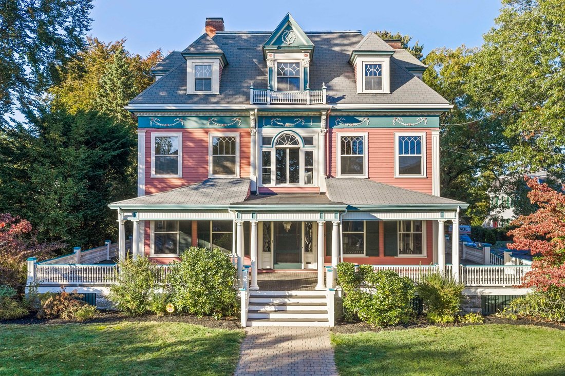 House in Newton, Massachusetts, United States 1 - 19105569