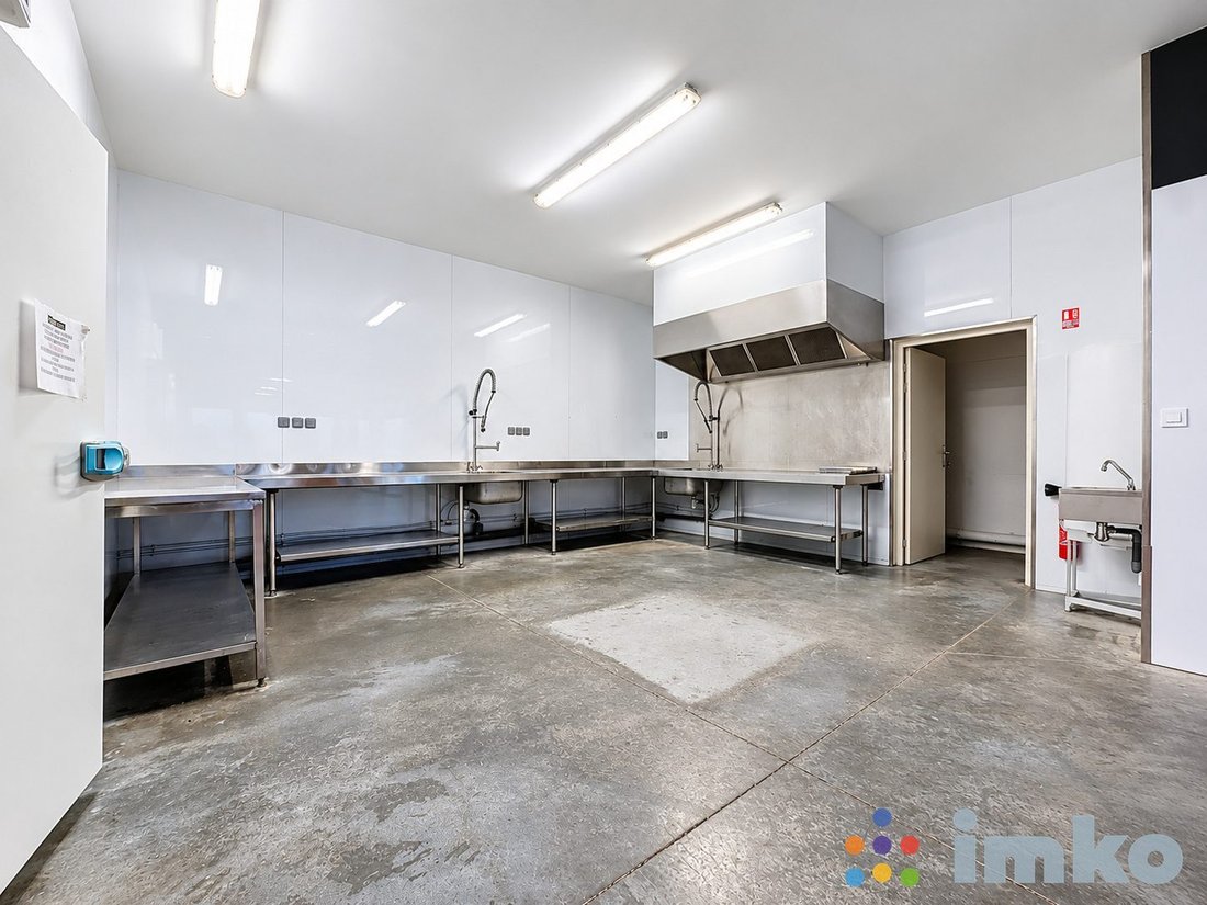 Altro a Centre, Croix, Francia 3 - 19106623