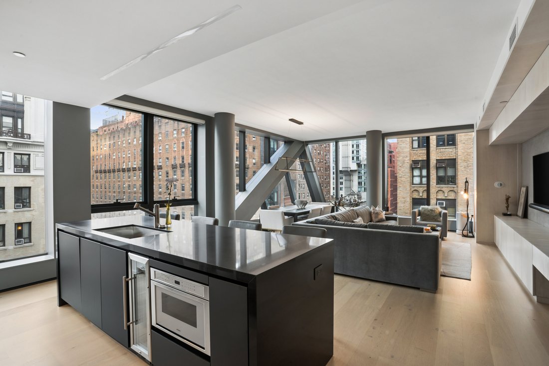 Condo in New York, New York, United States 1 - 19105263