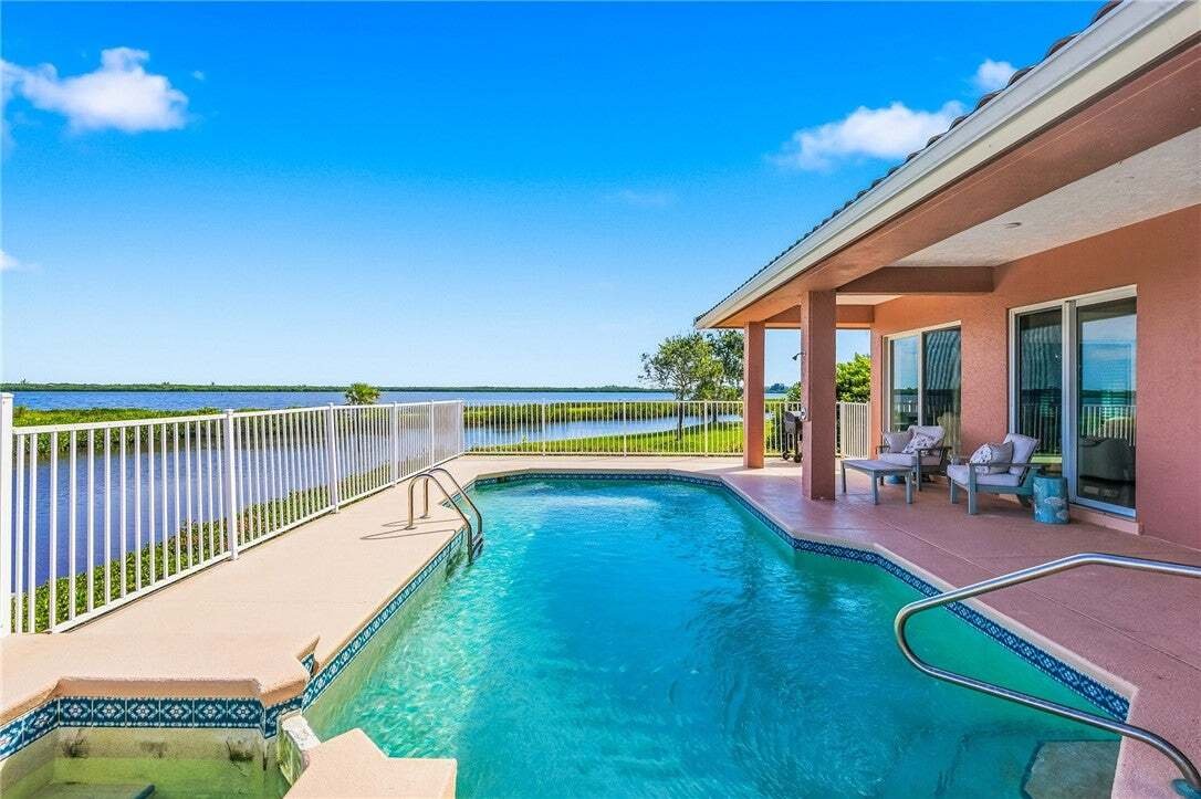 Maison à Vero Beach, Floride, États-Unis 4 - 19103903