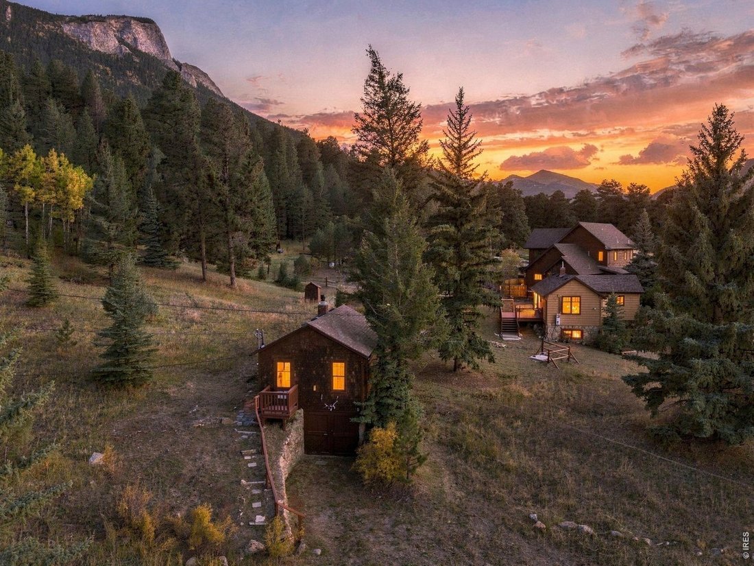 House in Estes Park, Colorado, United States 2 - 19106413