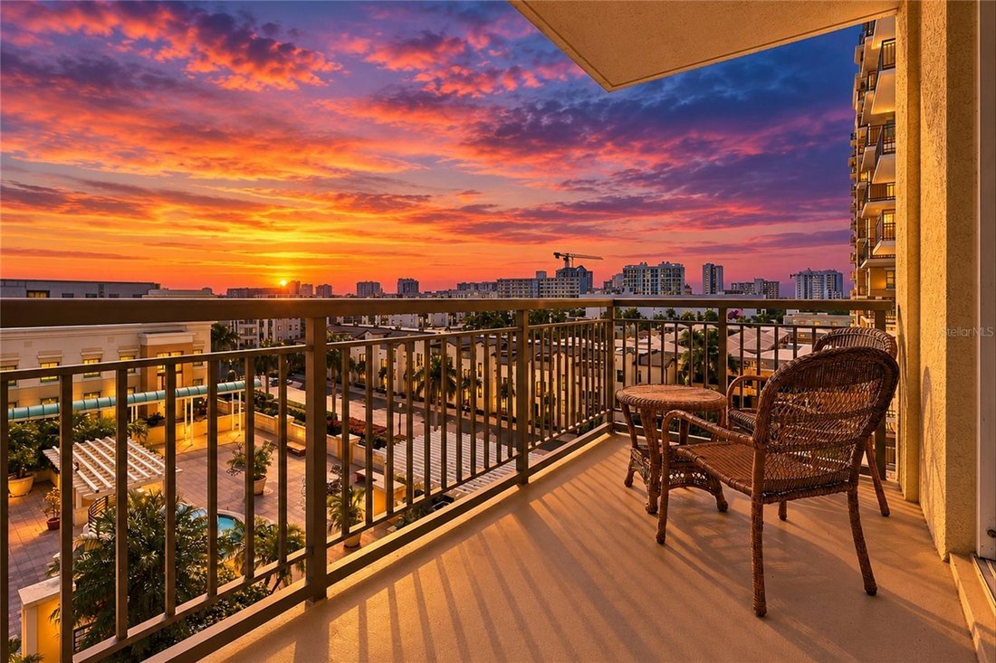 Condo in Sarasota, Florida, United States 2 - 19104123