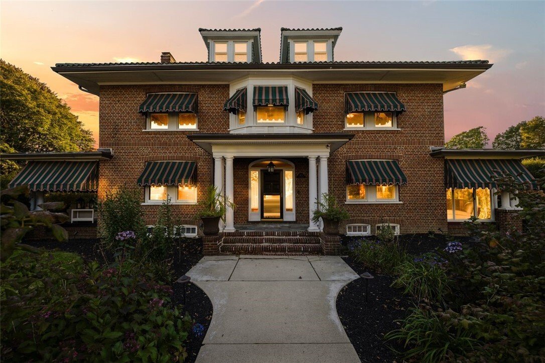 House in Woonsocket, Rhode Island, United States 2 - 19105570