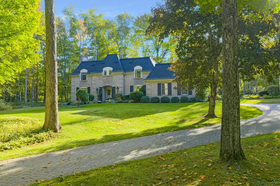 Maison à Fredericton, Nouveau-Brunswick, Canada 1 - 19103030