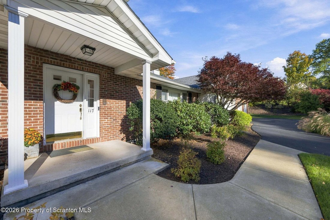 House in Clarks Summit, Pennsylvania, United States 4 - 19103100