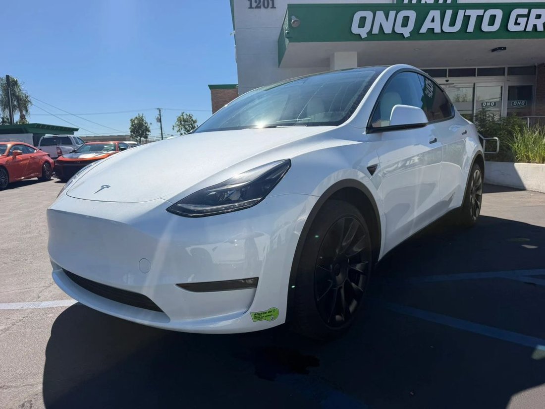 Suv in Ontario, CA, United States 2 - 19105686