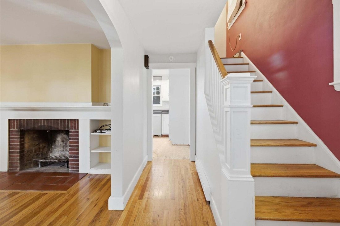 House in Dedham, Massachusetts, United States 5 - 19105509