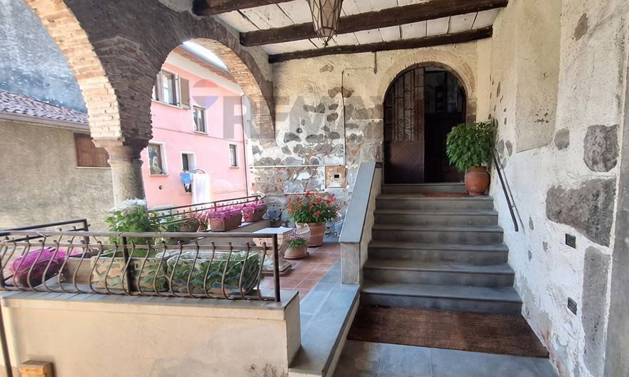 Haus in Costa Volpino, Lombardei, Italien 2 - 19106266
