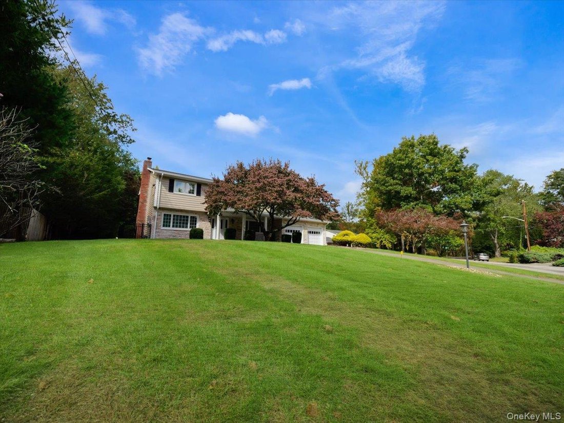 House in Montebello, New York, United States 3 - 19106407