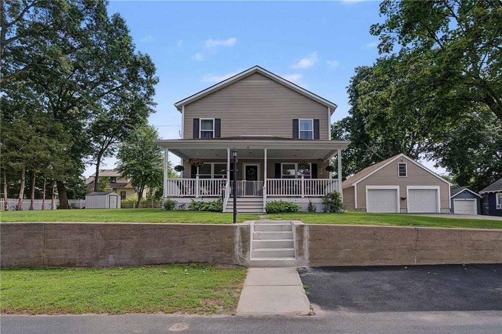 House in Barrington, Rhode Island, United States 2 - 19103211