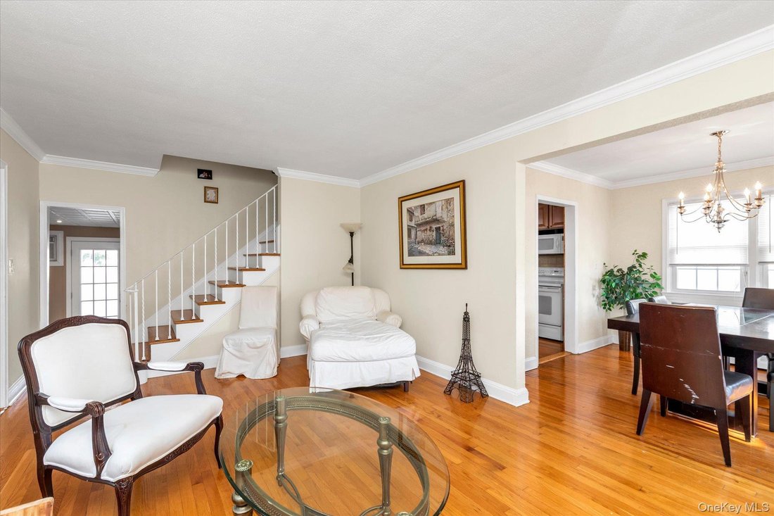 House in Bellmore, New York, United States 5 - 19105162