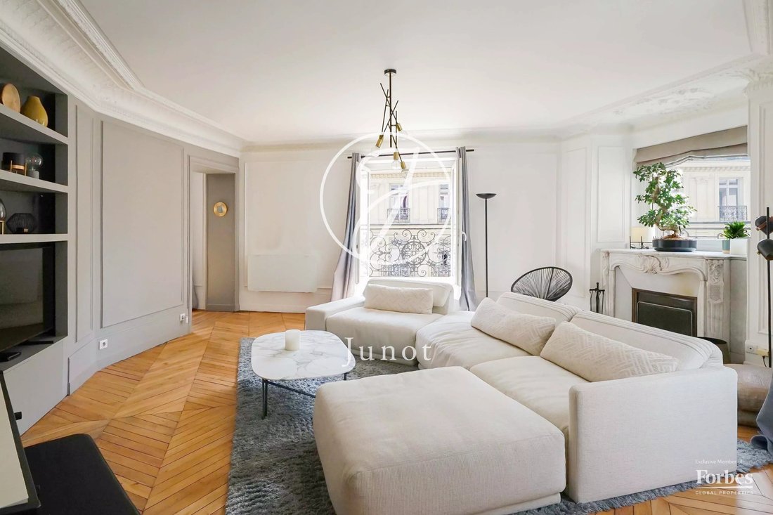 Apartment in Lafayette-Richer, Paris 9e Arrondissement, Paris 4 - 19105056