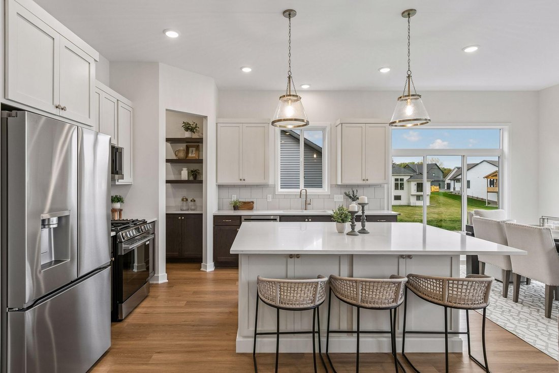 House in Blaine, Minnesota, United States 2 - 19105489