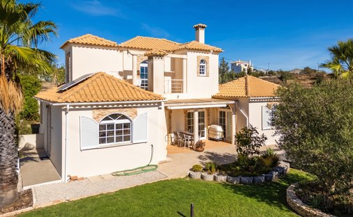 Villa in Conceicao e Cabanas de Tavira, Algarve, Portugal 1