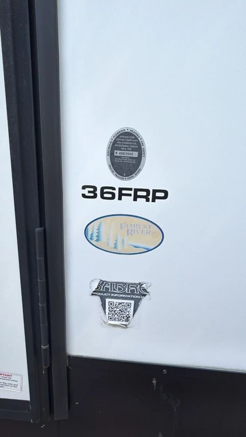2019 Sabre by Forest River Sabre Fifth Wheel 36FRP in Thonotosassa, FL, United States 4 - 19098351