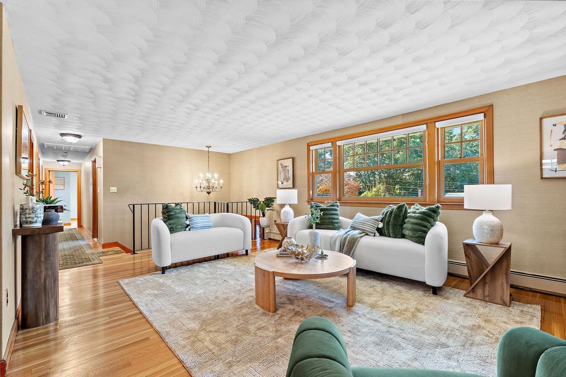 Waltham, Massachusetts, United States 5 - 19103069