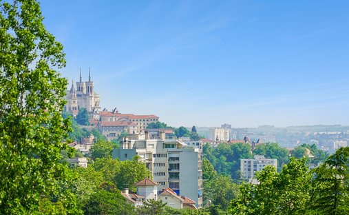 Penthouse à Sainte-Foy-lès-Lyon, Auvergne-Rhône-Alpes, France 1
