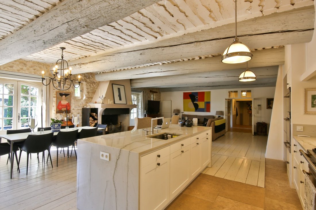 Maison à Nevons-route d'Apt, L'Isle-sur-la-Sorgue, France 3 - 19104993