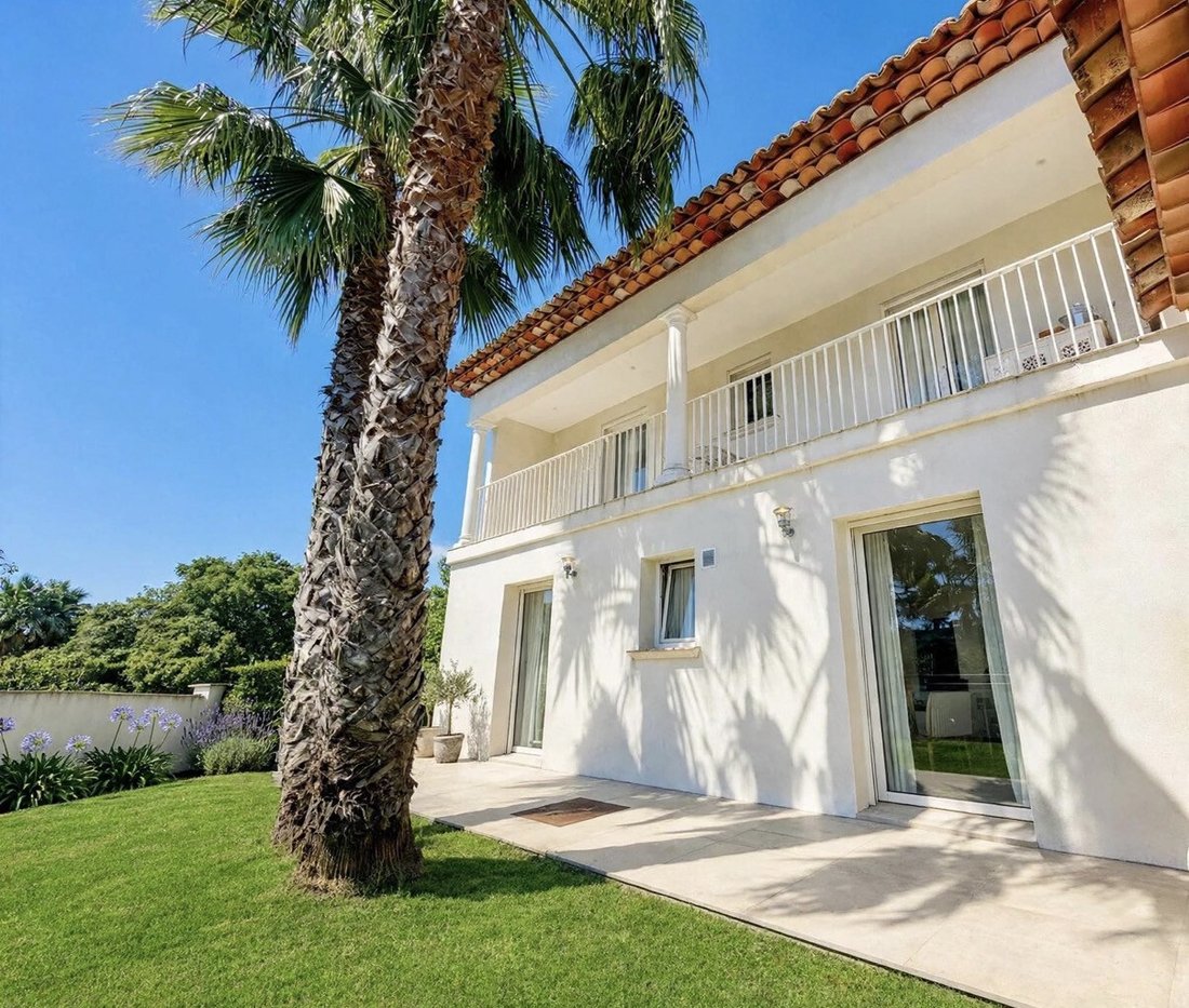 Estate in La Bouverie, Roquebrune-sur-Argens, France 3 - 19104491