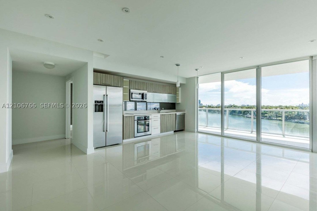 Condo in Miami Beach, Florida, United States 5 - 19103809