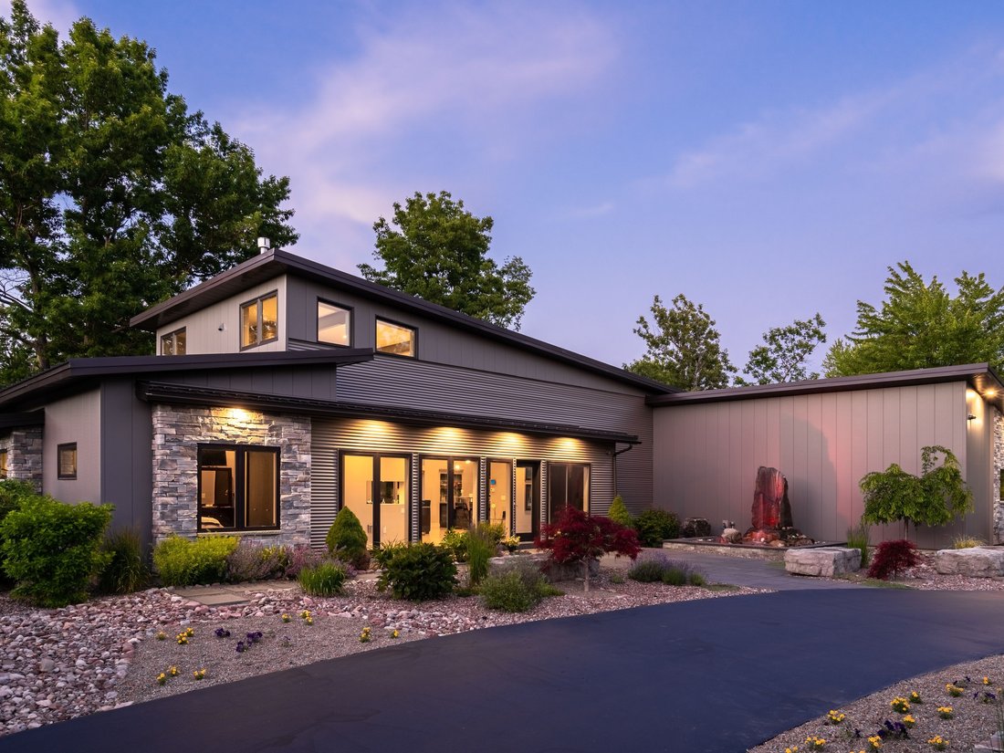 House in Lancaster, New York, United States 1 - 19103038