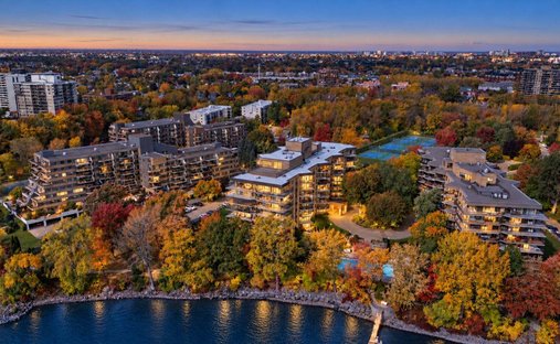 Condominio en Laval, Quebec, Canadá 1