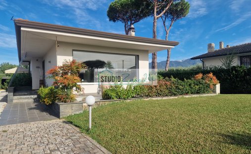 Villa a Capezzano Pianore, Camaiore, Toscana 1